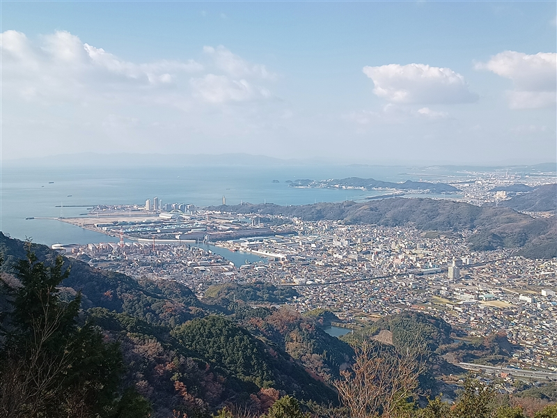 雨の森展望台（和歌山県）標高412ｍからの絶景、夜景も人気の観光スポット