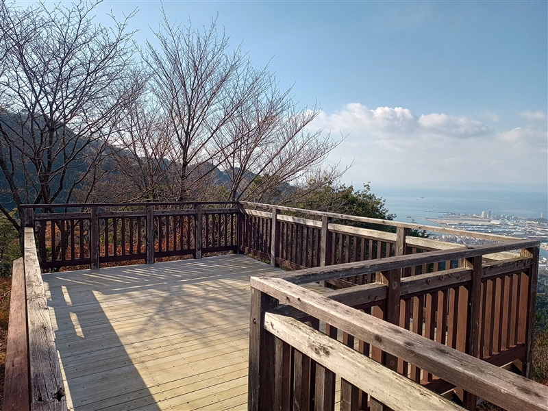 雨の森展望台（和歌山県）標高412ｍからの絶景、夜景も人気の観光スポット